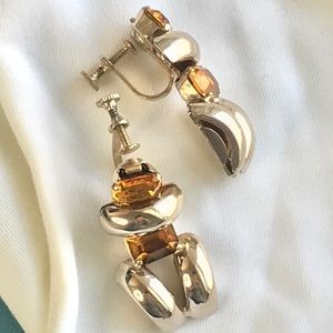 Vintage Amber stone and gold screw back earrings